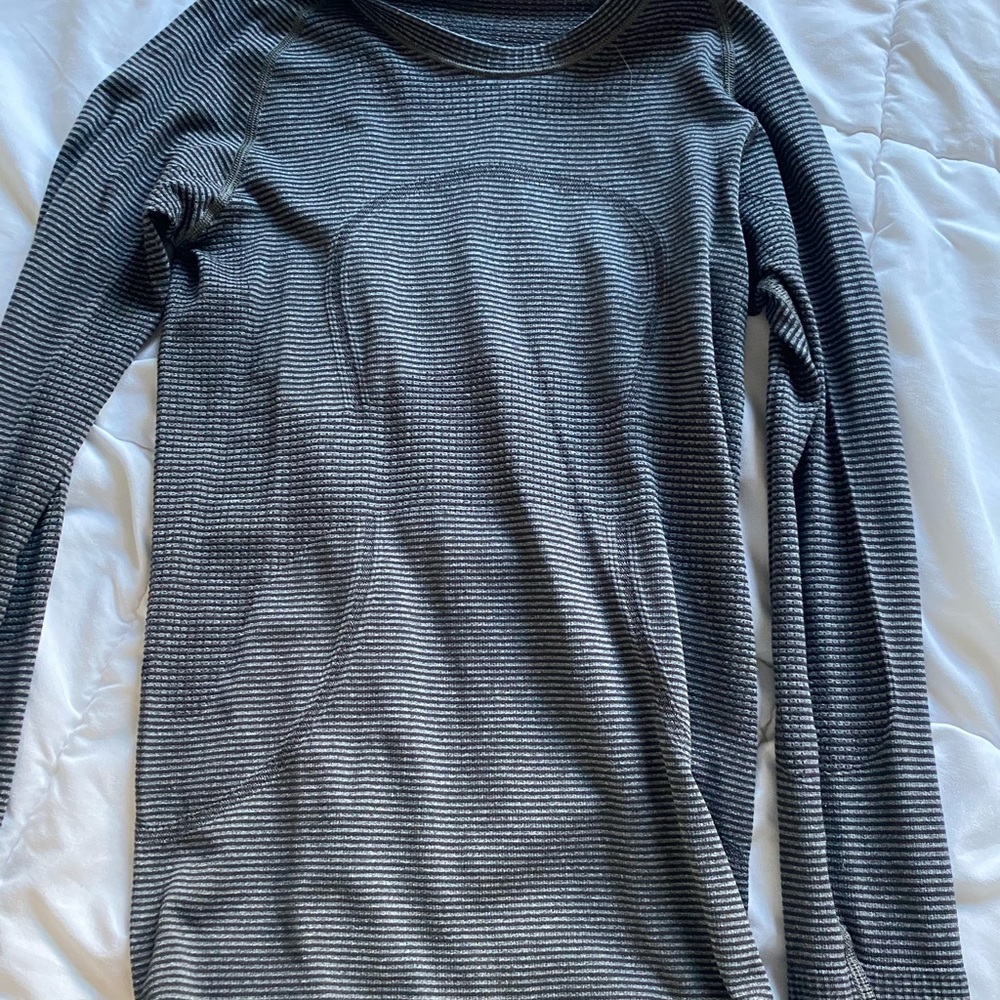 LuluLemon SwiftlyTech Long Sleeve